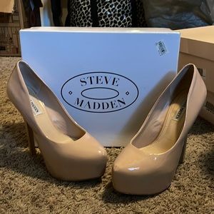 Steve Madden Deja Vu Fawn Patent  8.5